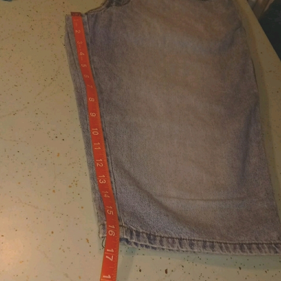 Vintage Moschino Jeans high waisted shorts - Picture 9 of 9